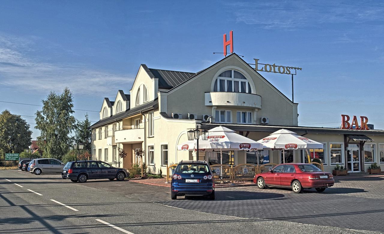 Hotel Lotos Woskrzenice Duze Exterior foto