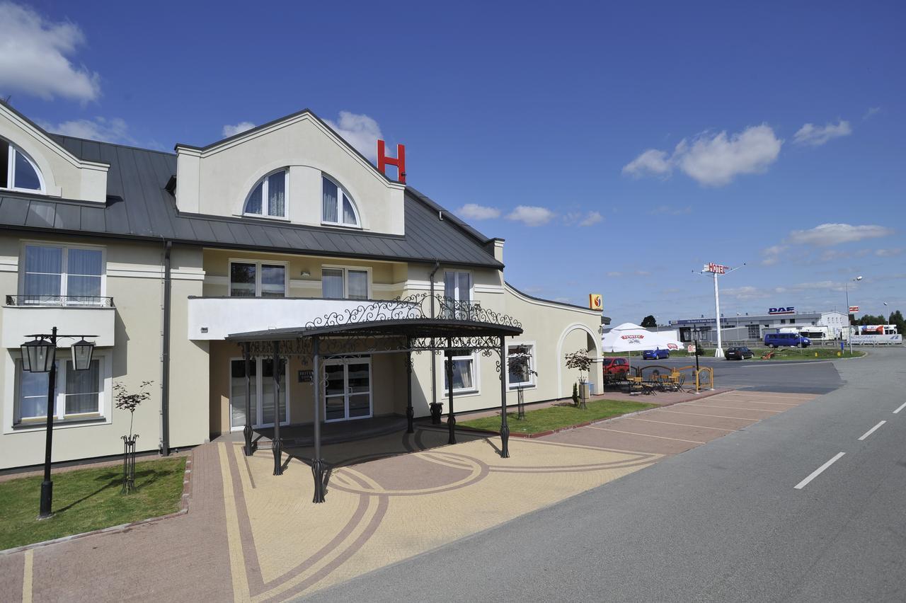 Hotel Lotos Woskrzenice Duze Exterior foto